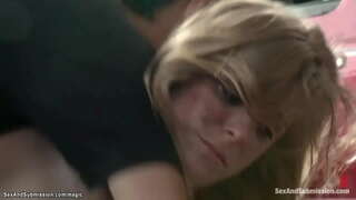 Sexy blonde Penny Pax besoek krankzinnige werktuigkundige Tommy Pistool sy ontmoet by terapeut, maar hy oorval haar en vucks met groot haan regoor sy winkel Sexy blonde Penny Pax besoek krankzinnige werktuigkundige Tommy Pistool sy ontmoet by terapeut, maar hy oorval haar en vucks met groot haan regoor sy winkel