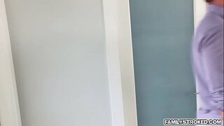 Tiffany Watson ak li Kyle fucked, rale, niche chak lòt