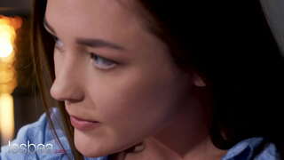 Lesbea Alya Stark facesitting sy tantaram-pitiavana ny firaisana ara-nofo amin&#039;ny zavatra babe ao handimby